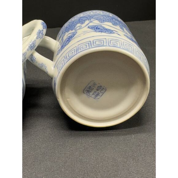 Set of 2 Vintage Guangzhou Chinese Blue & White Porcelain Tea Cups – 3.5" Tall - Picture 7 of 8